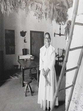 Stellenbosch -- Op die Drumpel; photographs by Charles Biggs