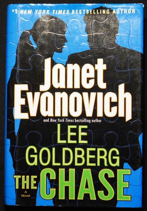 Item #007044 The Chase: A Novel. Janet Evanovich, Lee Goldberg