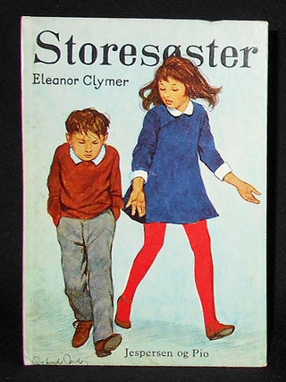 Item #008516 Storesoster; Eleanor Clymer; Oversat af Bente Viale. Eleanor Clymer, Bente Viale